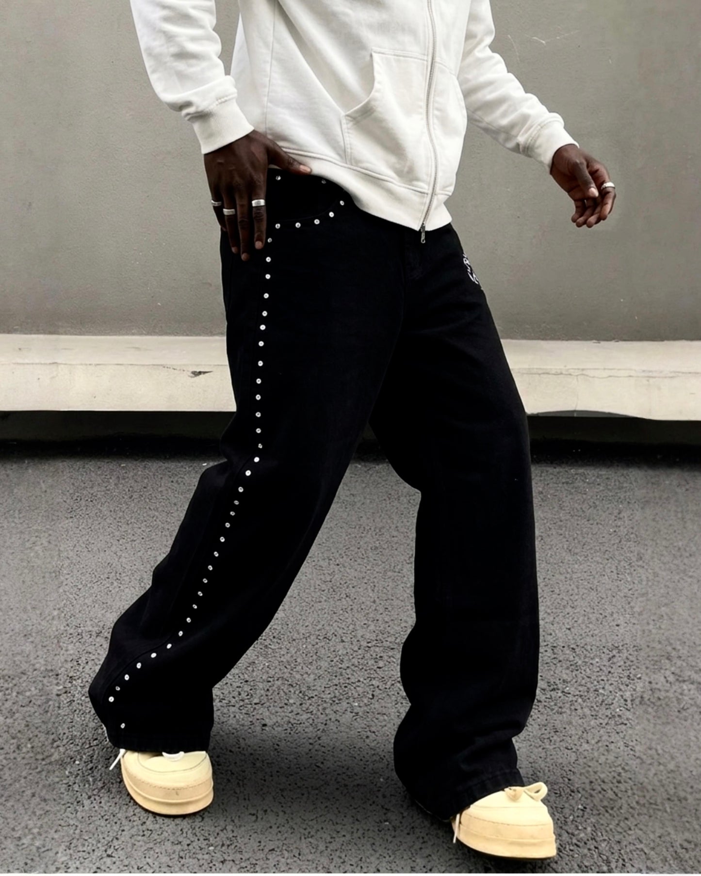 PRDNC RHINESTONE RABBIT JEAN